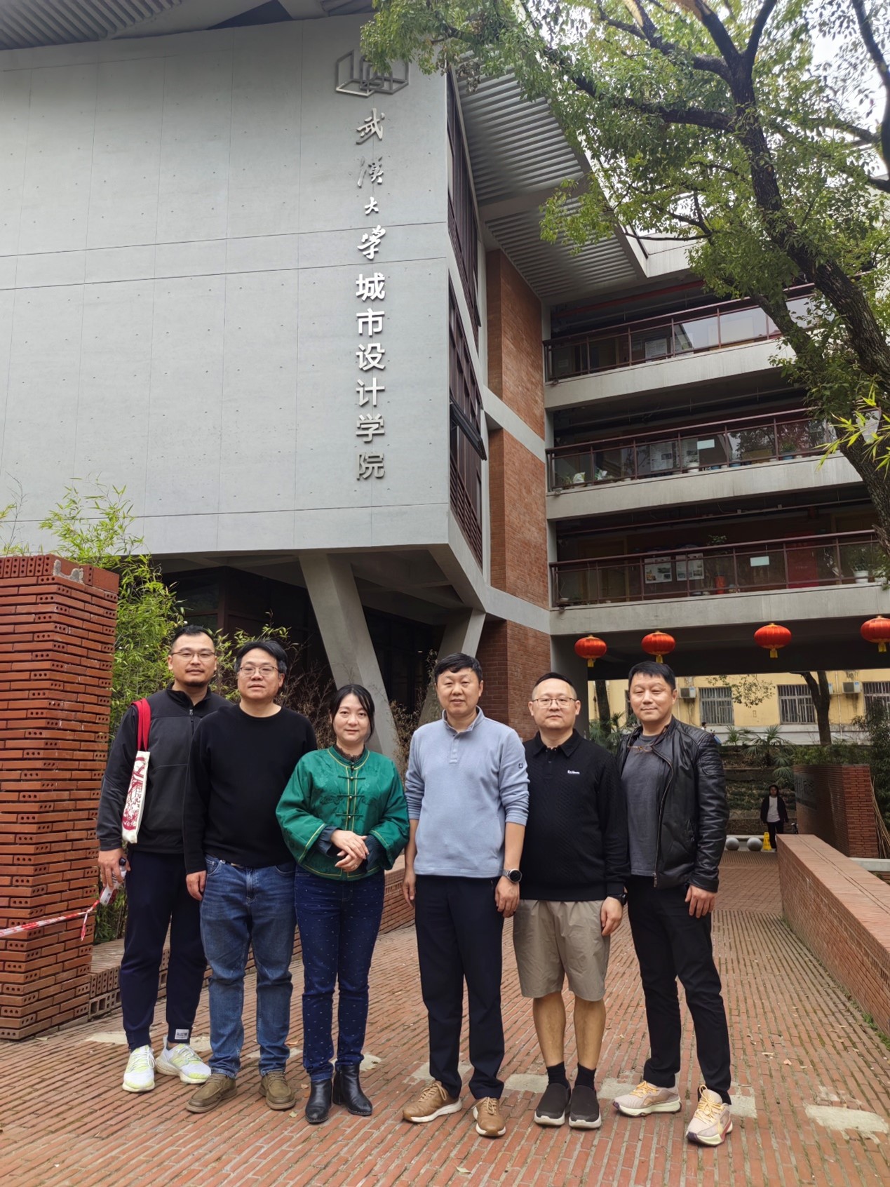 图片2.jpg 图片2.jpg