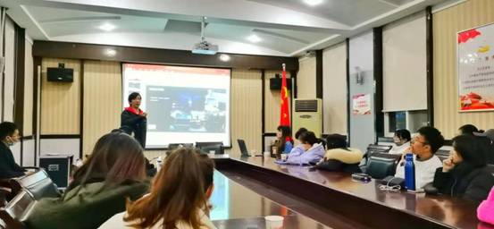 93027ad2669b16d6cd1a3fa51e94593