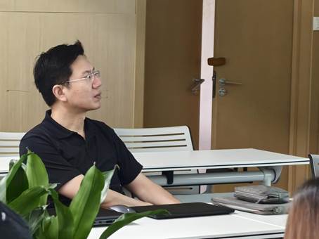 2373e3a835cdbf79ee43f39ed04ad5fb_